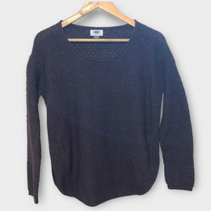 Old Navy Shirttail Hem Purple Knit Sweater Warm